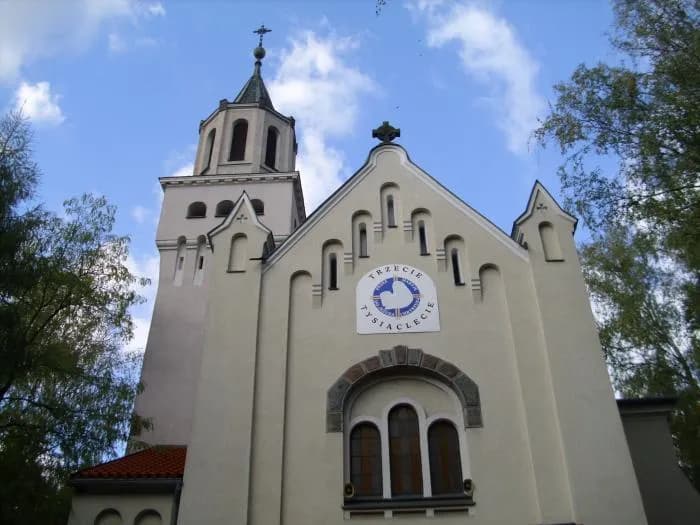 Kościół w Milanówku: Perła architektury. Historia i ciekawostki świątyni